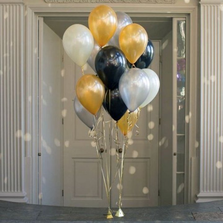 Фонтан шаров "Фаерворк" в Тольятти