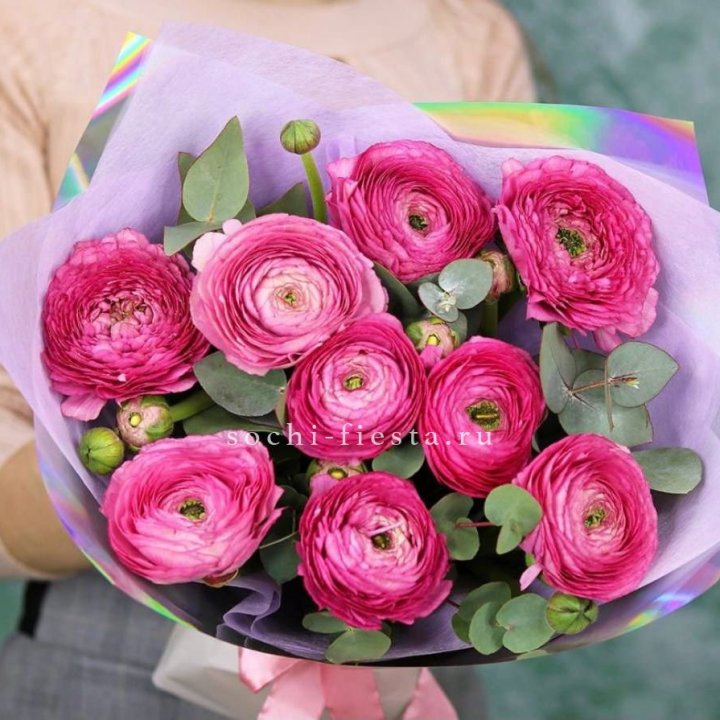 Ранункулюсы с эвкалиптом №2 в Тольятти