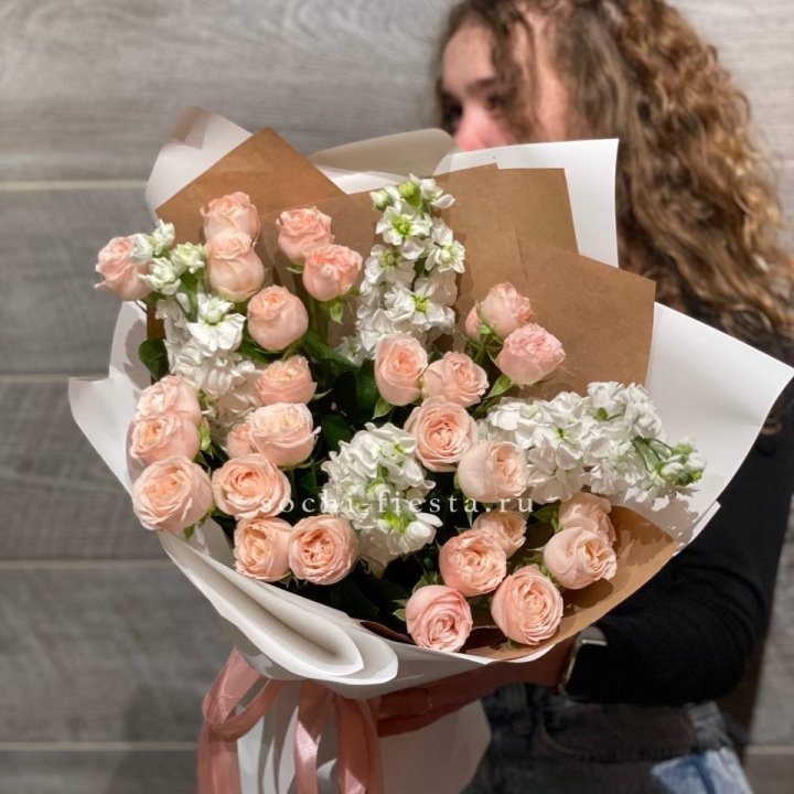 Букет бомбасти и маттиола в Тольятти