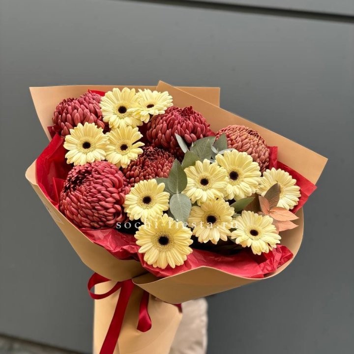 Букет гербер и хризантем Бигуди в Тольятти