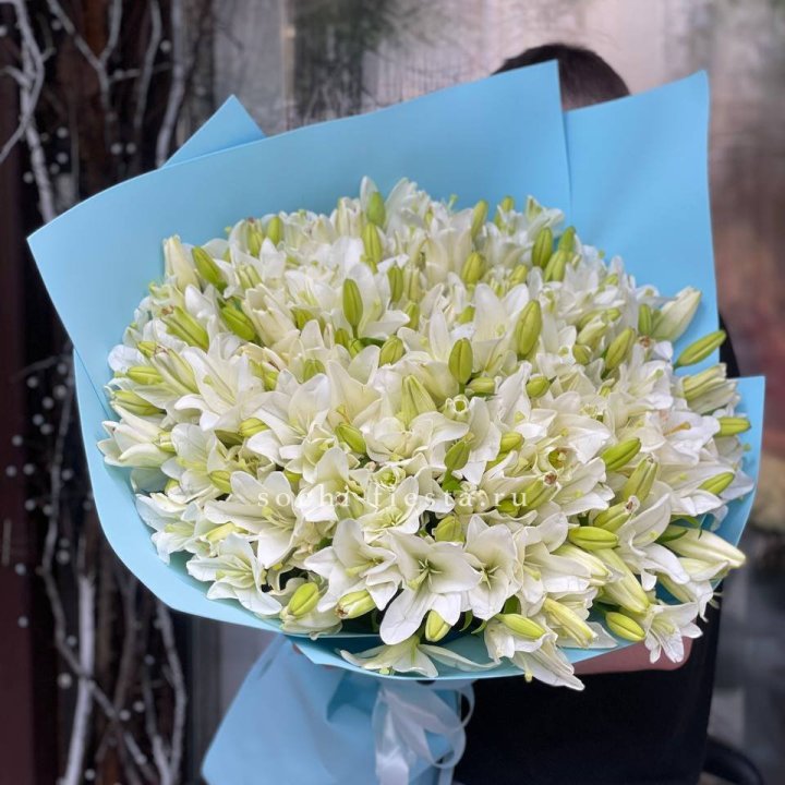 51 лилия в оформлении в Тольятти