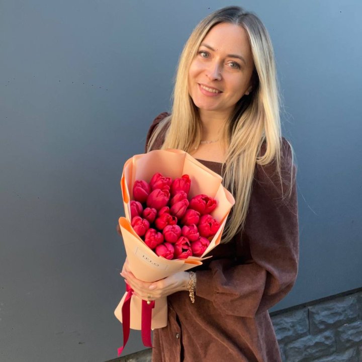  19 красных тюльпанов в Тольятти