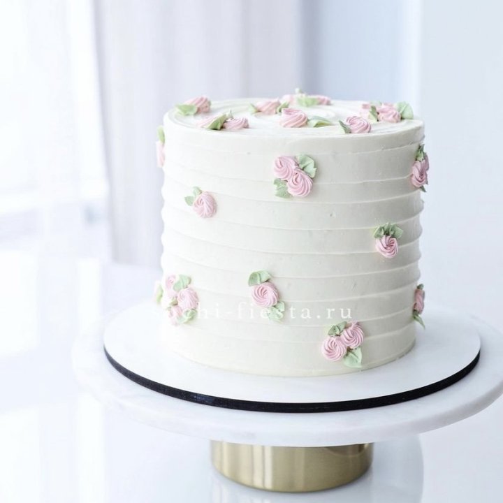 Торт "Розы в снегу" в Тольятти