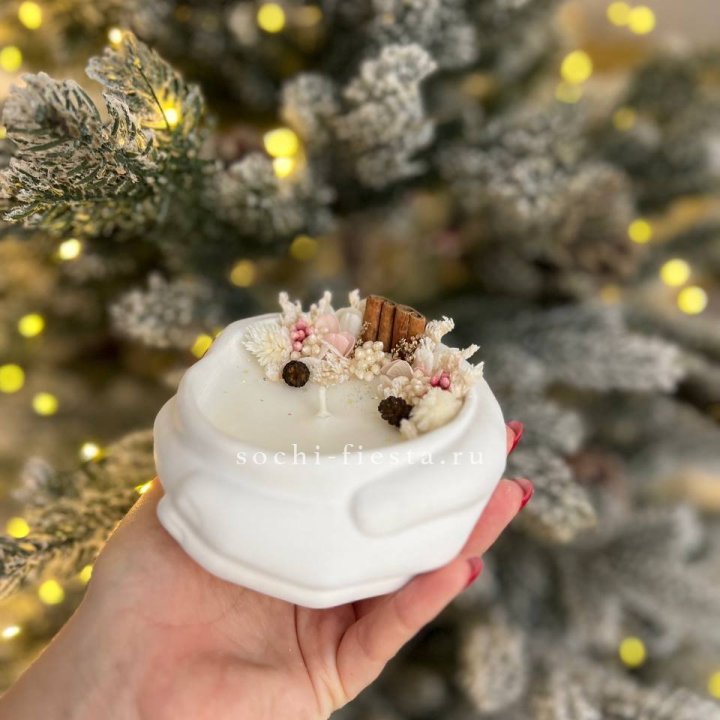 Свеча ароматическая в гипсе Руки с корицей в Тольятти