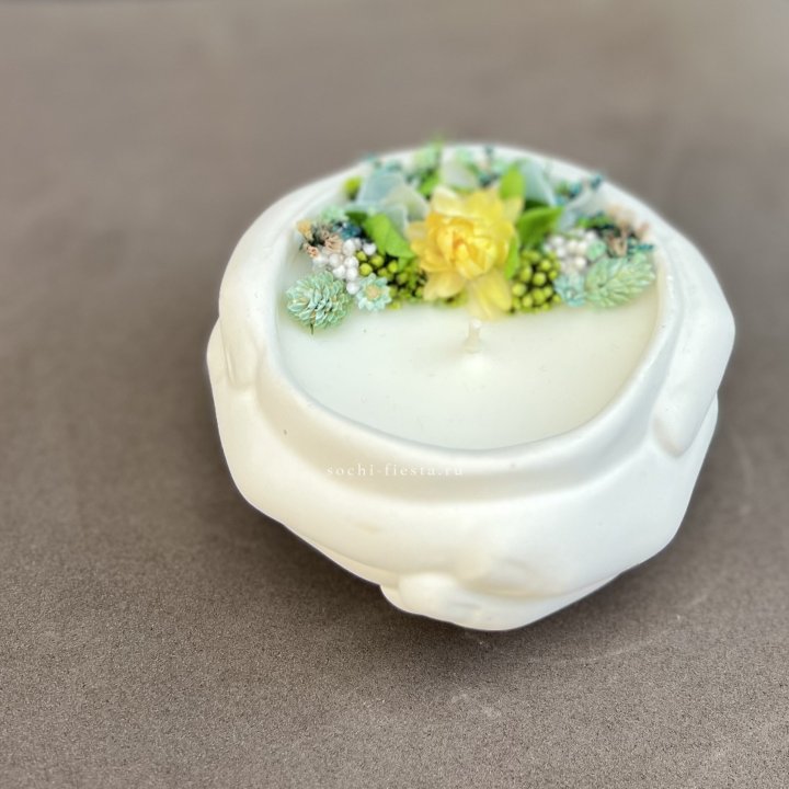 Свеча ароматическая в гипсе Руки в Тольятти