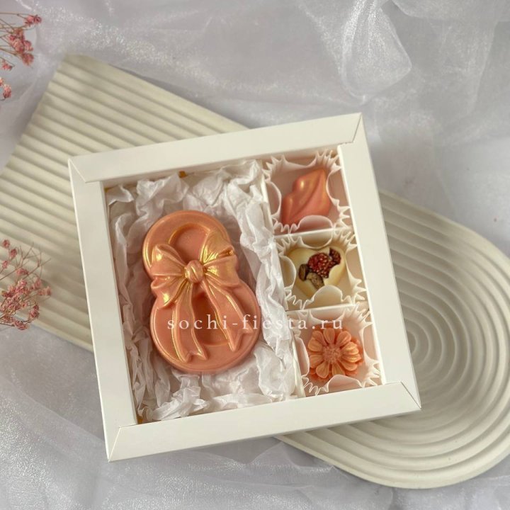 Конфеты из шоколада 8 Марта в Тольятти