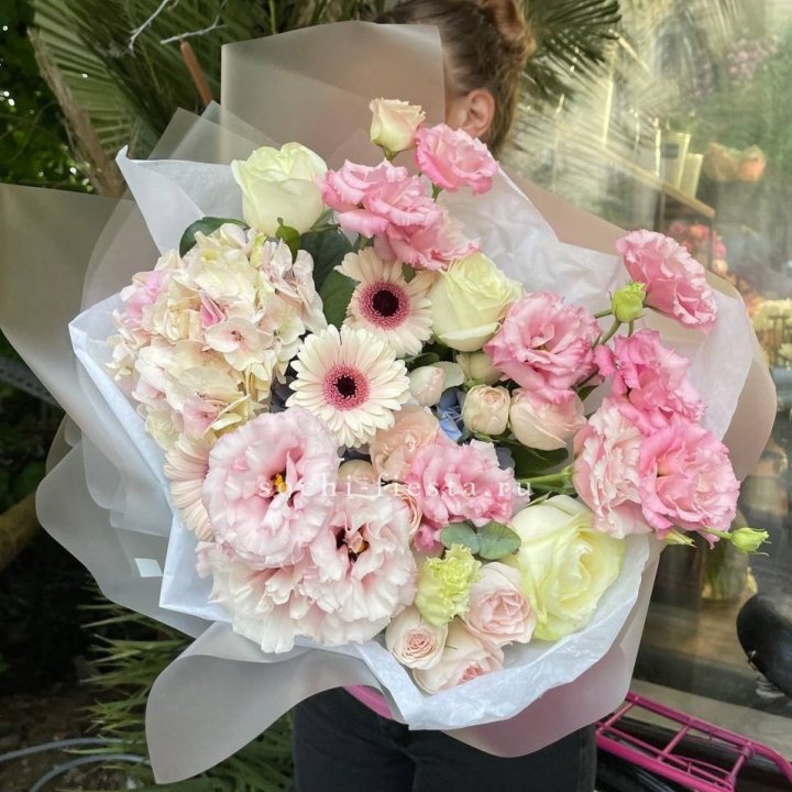 Дизайнерский букет "Лаундж пак" в Тольятти