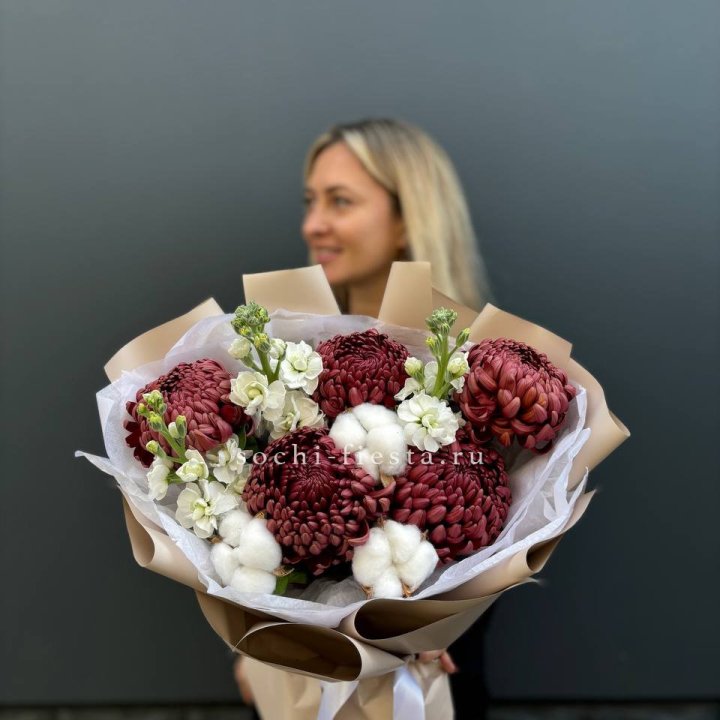 Хризантемы с маттиолой в Тольятти