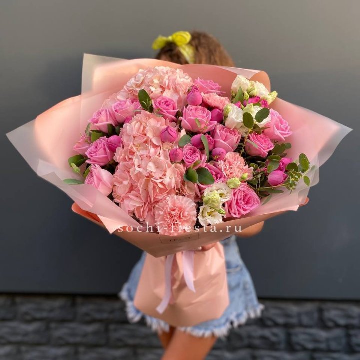 Авторский букет "Восторг" в Тольятти