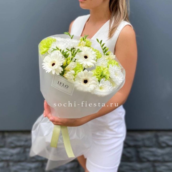 Букет "Джиржи фловерс" в Тольятти