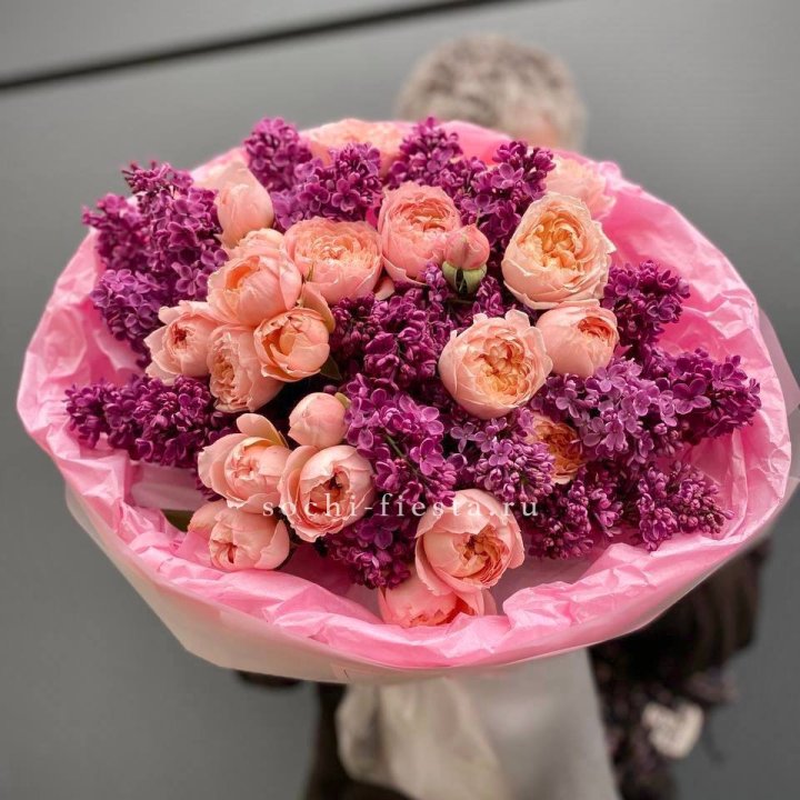  Дуо букет из кустовых роз и сирени в Тольятти