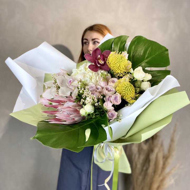 Дизайнерский букет экзотики в Тольятти