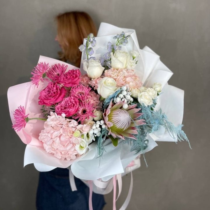 Дизайнерский букет "Фантастик" в Тольятти