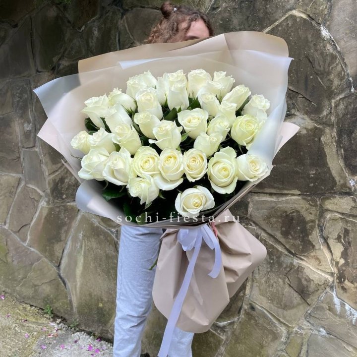 35 голландских роз в Тольятти