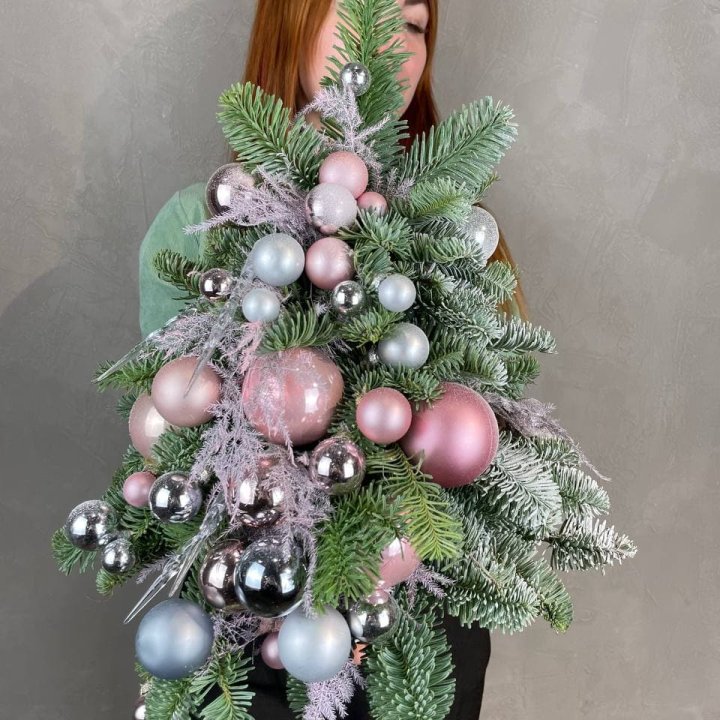 Новогодняя елочка "Розе голд" в Тольятти