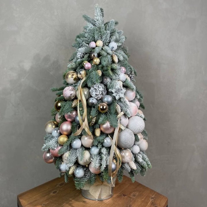 Новогодняя ёлка из веток датского нобилиса в Тольятти