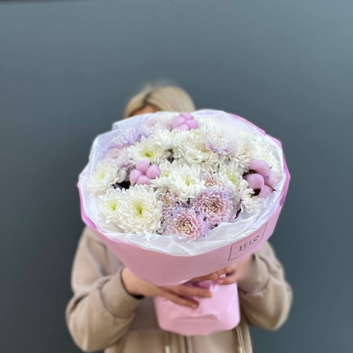 7 нежных хризантем в Тольятти