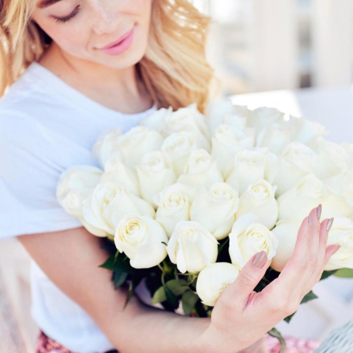 Букет высоких роз "Облака" в Тольятти