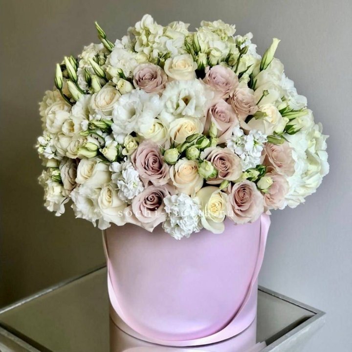 Цветочный бокс "Бриджит" в Тольятти