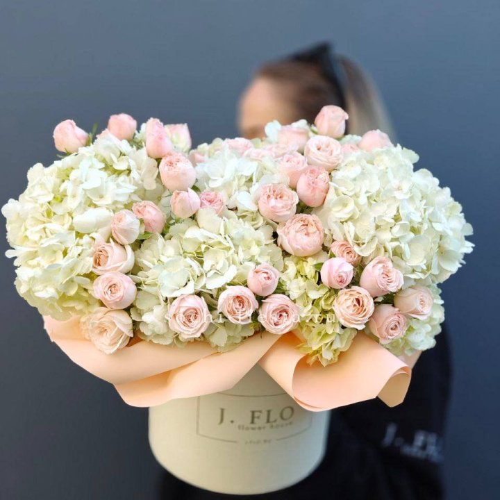 Дизайнерский бокс "Изабелла" в Тольятти