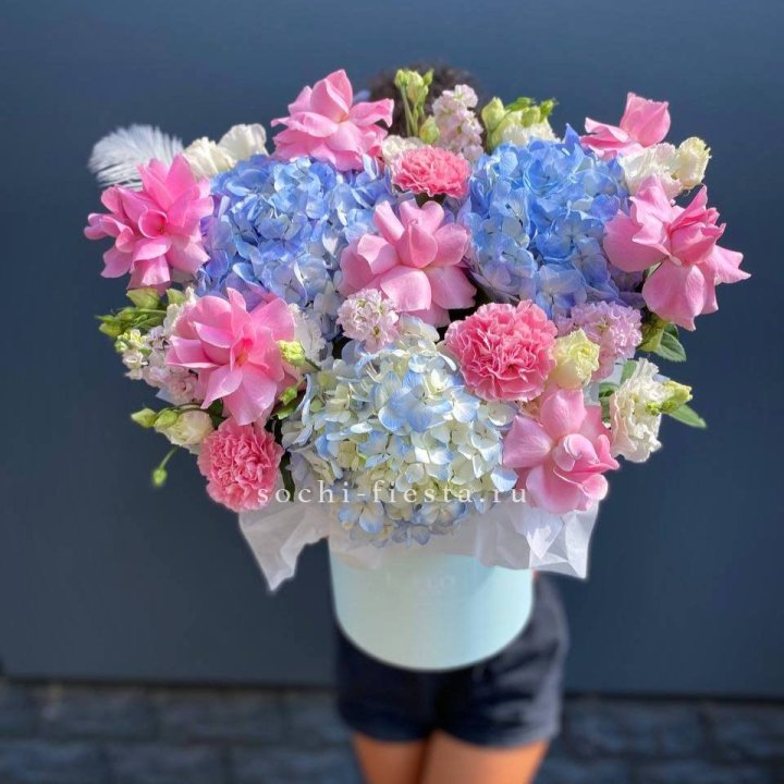 Коробка с цветами "Лемия" в Тольятти