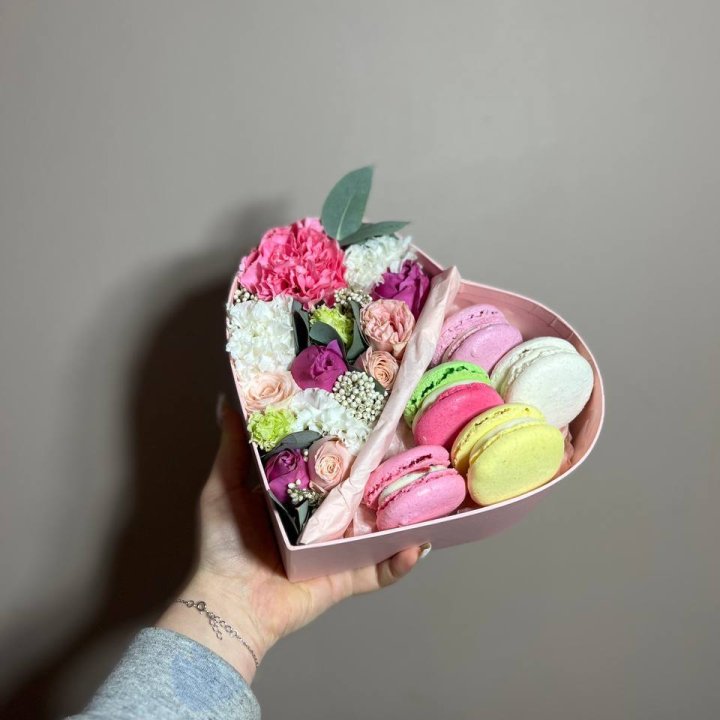 Дуо цветы и макаронсы в Тольятти