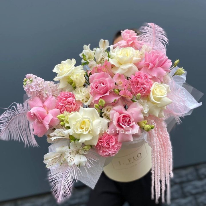 Дизайнерский бокс "Ловели" в Тольятти