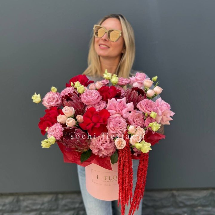 Дизайнерский цилиндр "Криотель" в Тольятти