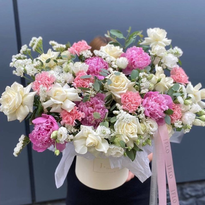 Дизайнерский бокс "Амор этерна" в Тольятти