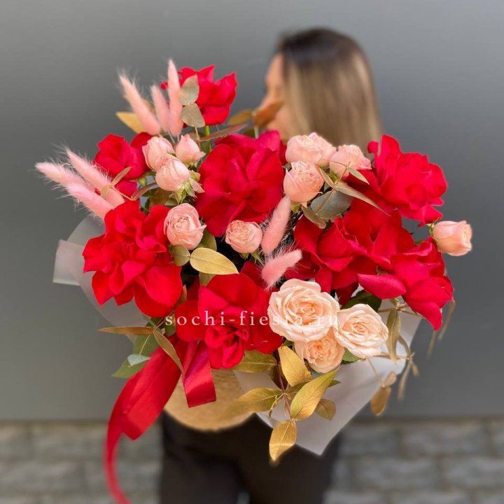 Джутовое кашпо "Любовь Лолиты" в Тольятти