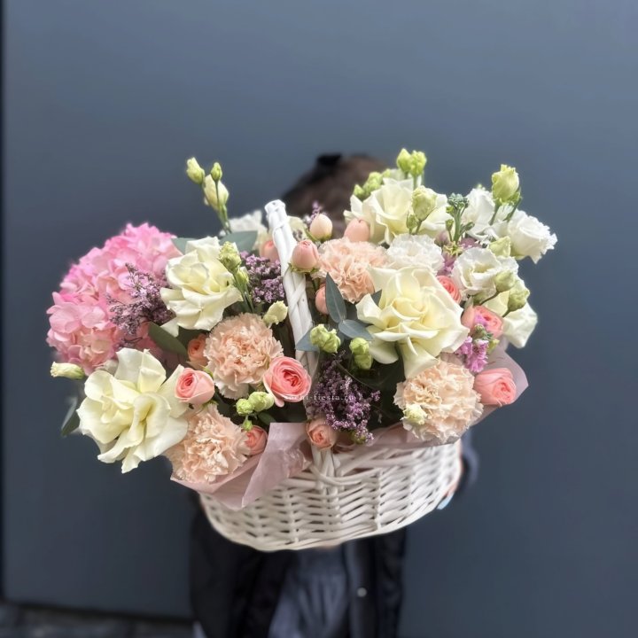 Цветочная корзина "Софтнес" в Тольятти