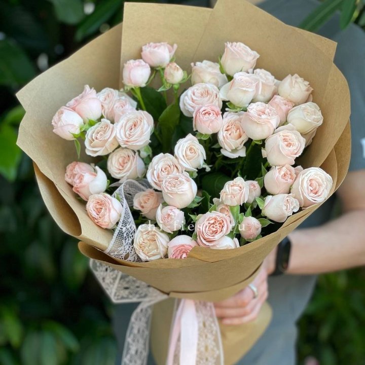 Кустовые розы букет №1 в Тольятти