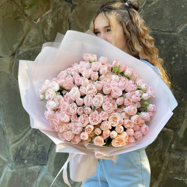 45 роза бомбастик Крем в Тольятти