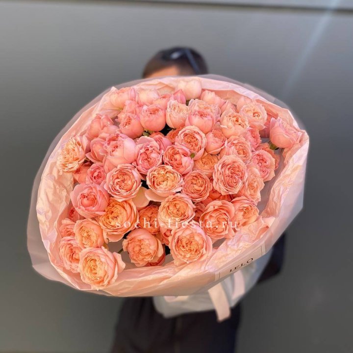 Букет из 21 пионовидной розы Джульетта в Тольятти