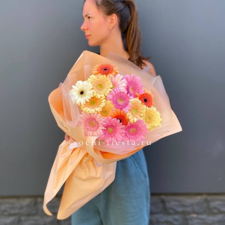 Букет разноцветных гербер в Тольятти