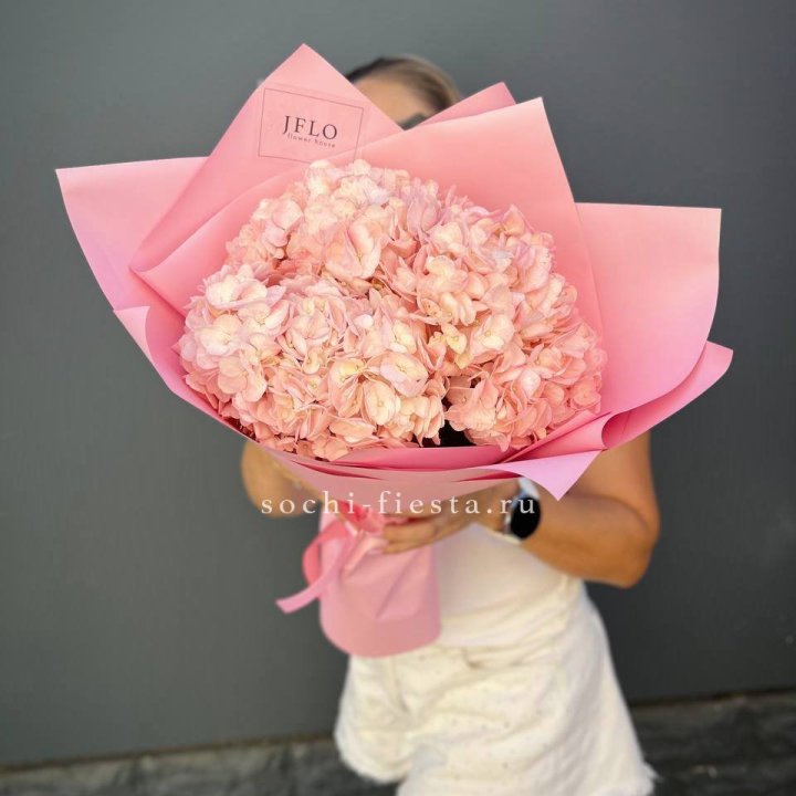 Букет гортензий "Крем" в Тольятти