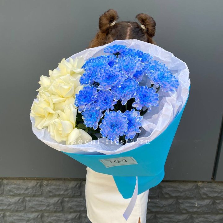 Дуо букет розы и хризантема в Тольятти