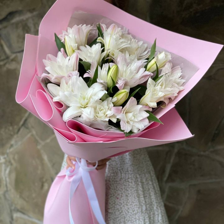 Букет пионовидных лилий №1 в Тольятти