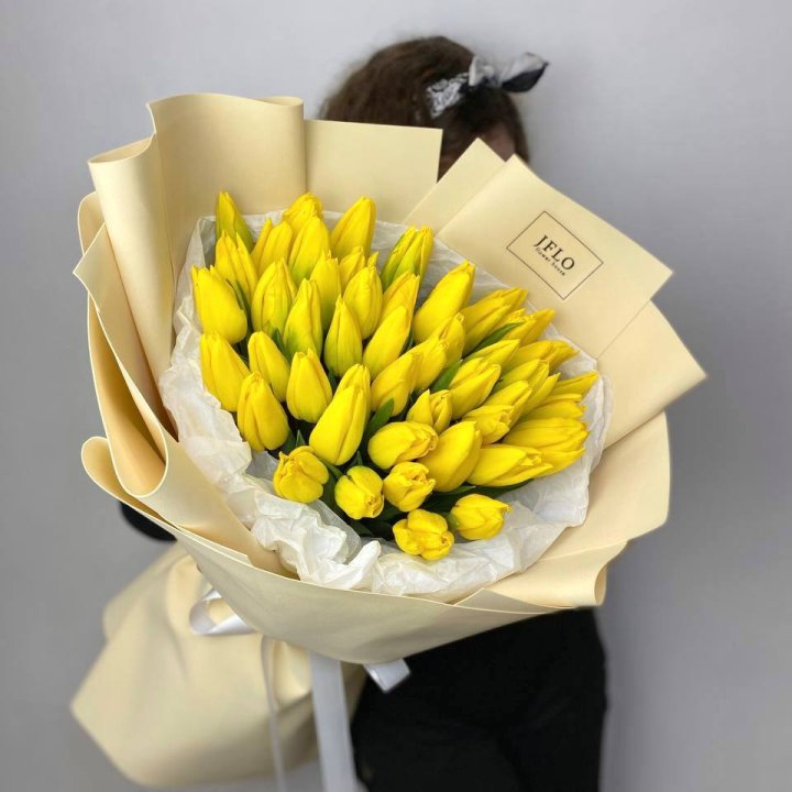 51 жёлтый тюльпан в Тольятти