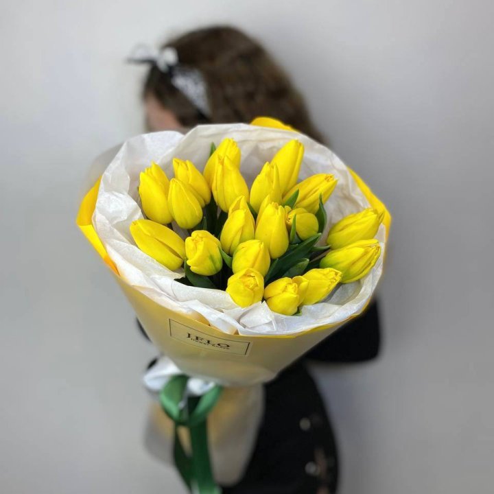  19 жёлтых тюльпанов в Тольятти