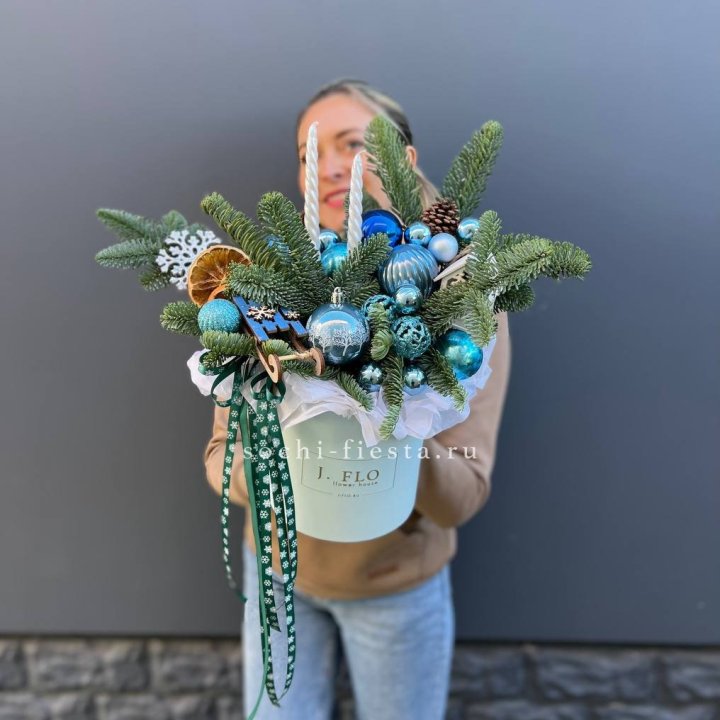 Композиция "Мери крисмас блю" в Тольятти