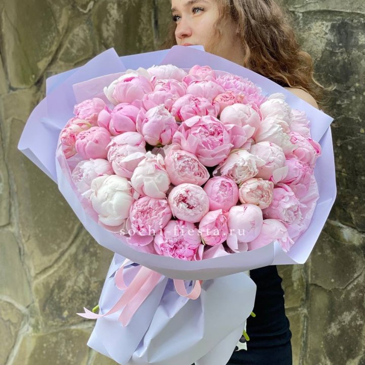 39 нежных пионов в Тольятти