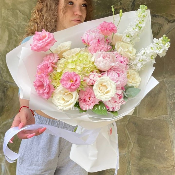 Букет с пионами №3 в Тольятти