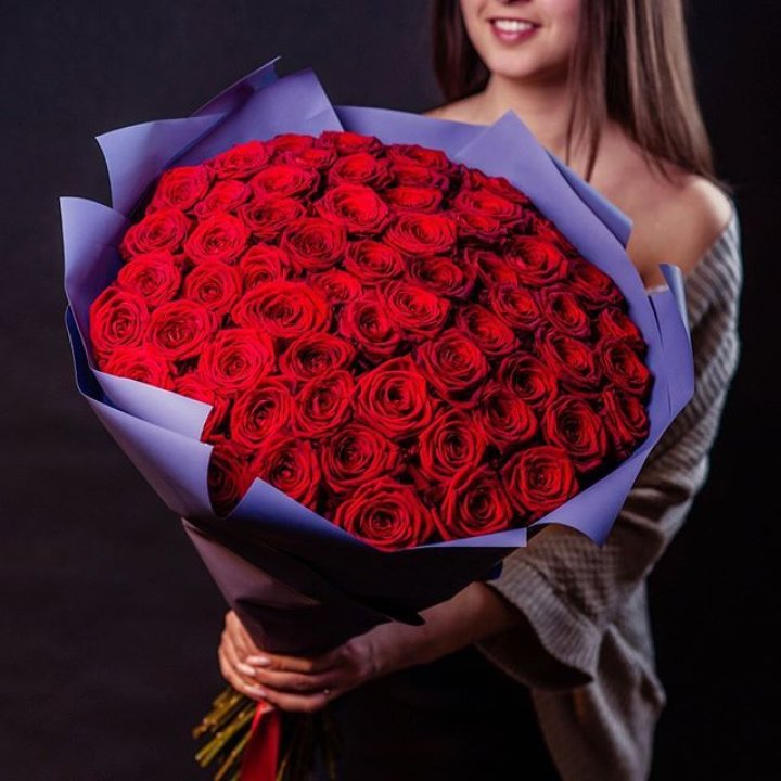 71 красная роза в Тольятти