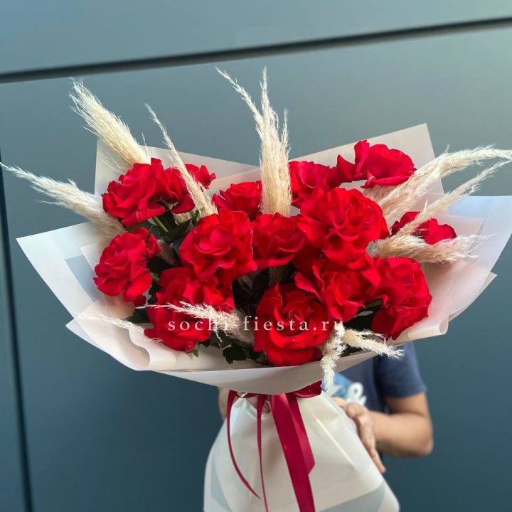 15 Красных французских розы в Тольятти