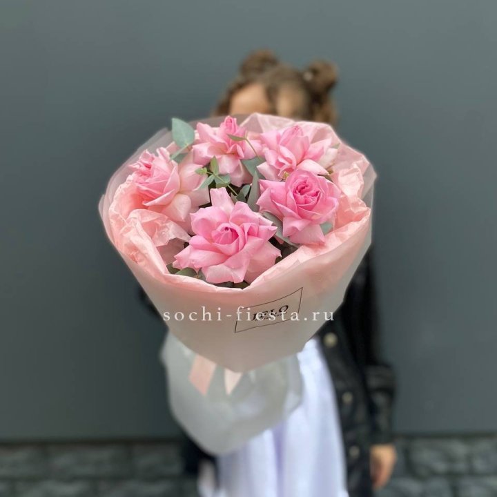 5 французских розовых роз  в Тольятти