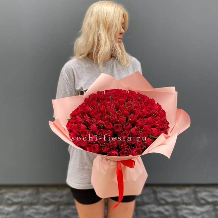 101  красная кенийская роза  в Тольятти