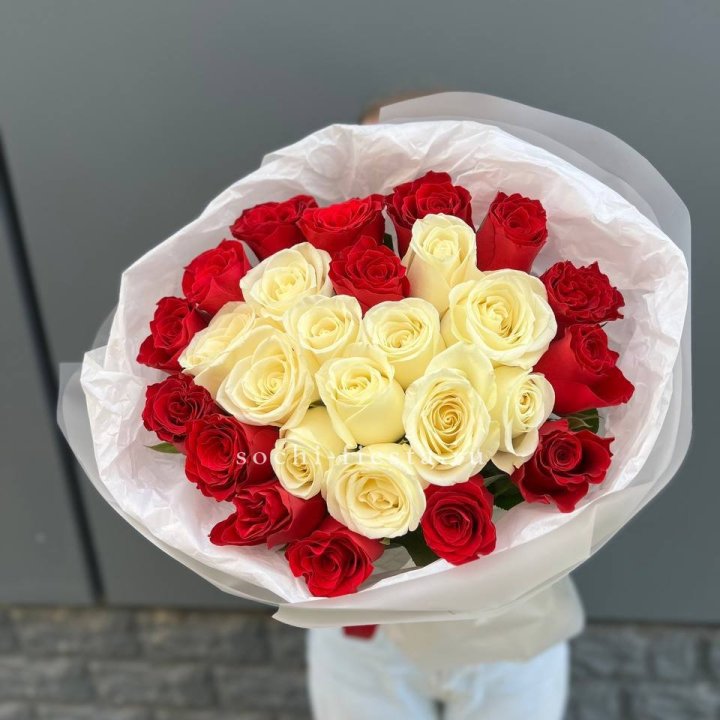 27 роз микс в Тольятти