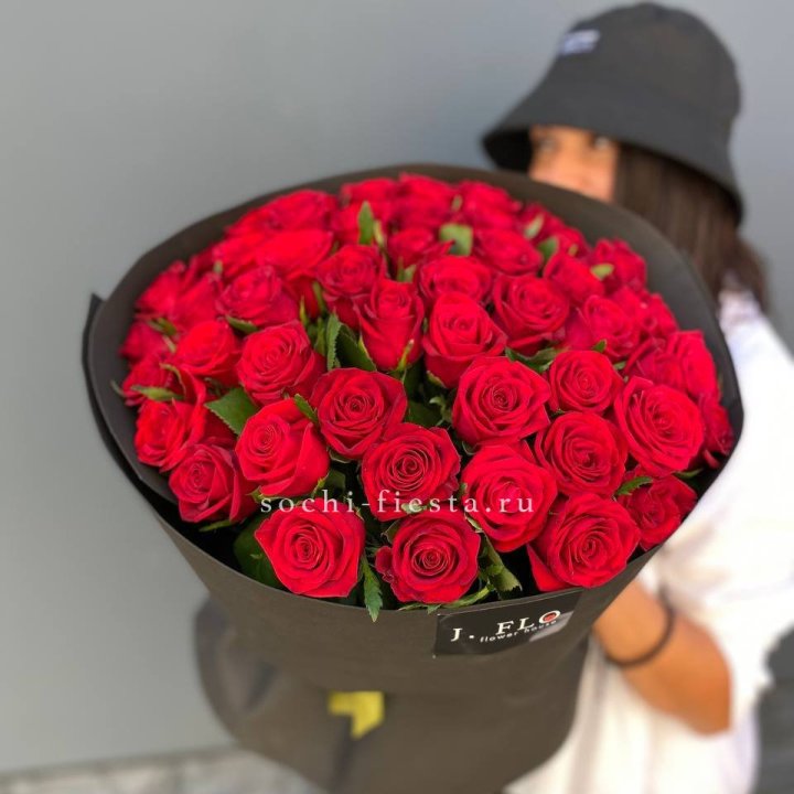 51 роза "Блек" в Тольятти