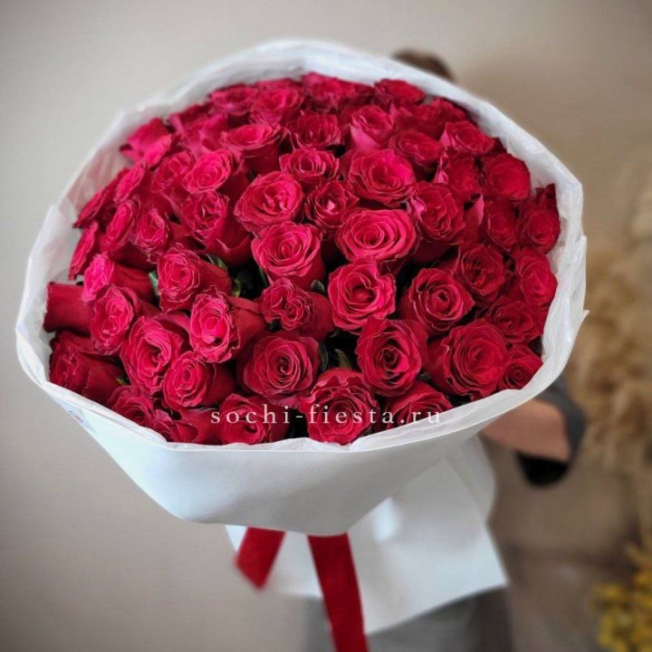 65 красных роз вайт в Тольятти
